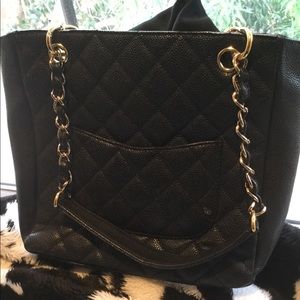 CHANEL Authentic Black caviar with Gold chain